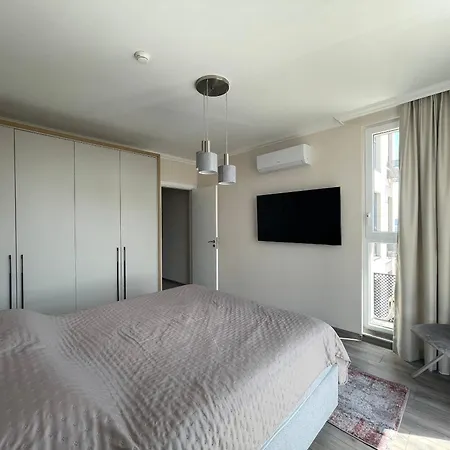 Apartment Panorama *